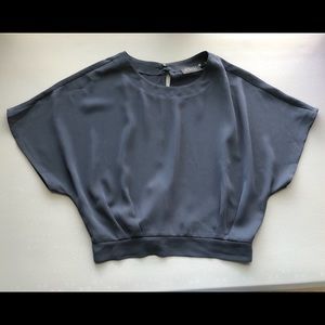 Cropped lightweight blouse with open back